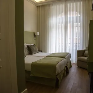 Dublin , Лиссабон Португалия